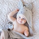 حوله نوزاد