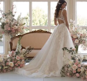 برندهای لباس عروس برند Bonny Bridal