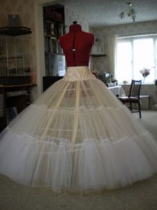 ژیپون لباس عروس پفی